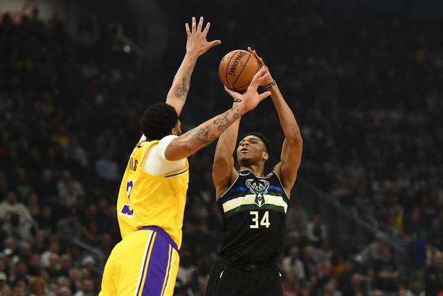 FIBA三人篮球社媒分享精彩片段引发热议